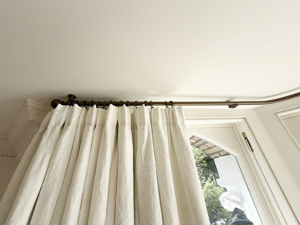 Cream Curtain & Pole